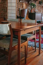 Möbelankauf Dresden  - Tisch mit Stuhl